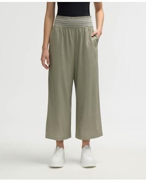 NVLT S Smocked Waist Cropped Pant - Green