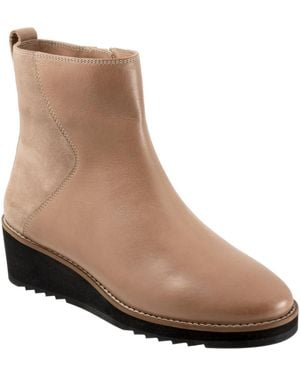 Trotters Wynona Boot - Brown