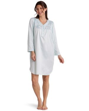 Miss Elaine Long-sleeve V-neck Brushed-back Satin Gown - White