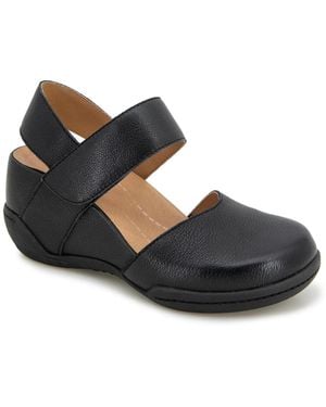 Jambu Nia Casual Wedge Shoe - Black