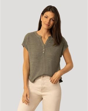 Cable & Gauge Embroidered Henley Crinkle Tee - Multicolor