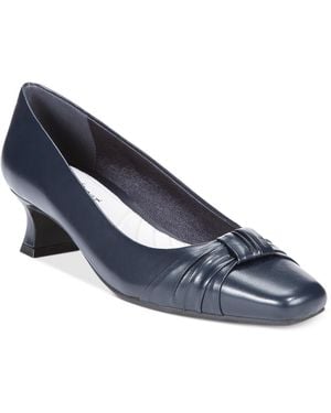 Easy Street Waive Pumps - Black