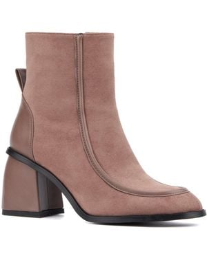 TORGEIS Rashida Ankle Boots - Brown