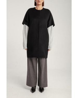 1982 Cashmere Short Sleeve Crew Neck Coat - Black