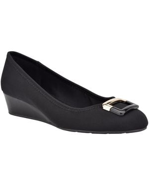 Bandolino Tad Wedge Pumps - Black