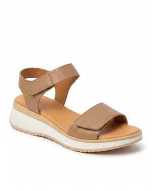 Menina Step Napoli Flat Sandal - Metallic