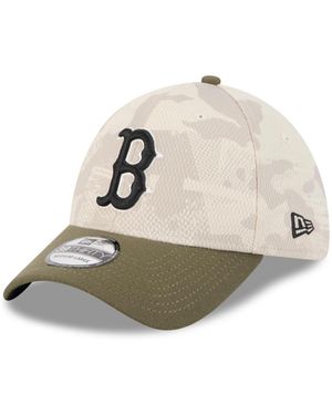 KTZ Light Beige/olive Boston Red Sox 2025 Armed Forces Day 39thirty Flex Hat - White