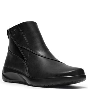 Clarks Kaetlyn Flow Round Toe Booties - Black