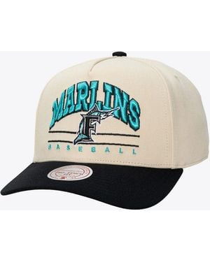 Mitchell & Ness And Florida Marlins Retro Arch Pro Pinch Snapback Hat - White