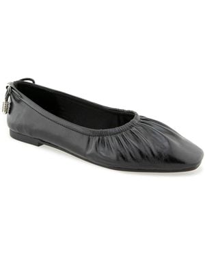 Kenneth Cole Max Ruched Ballet Slip-on Flats - Black