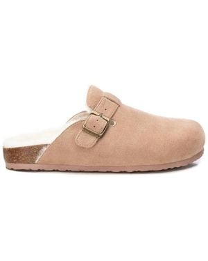Xti Winter Suede Clogs By - Natural