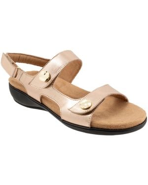 Trotters Romi Metallic Sandal - Multicolor