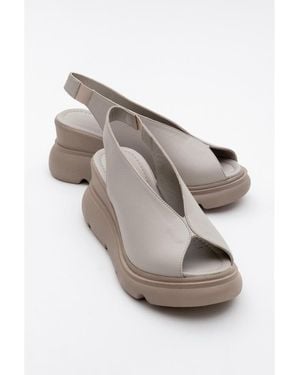 Forever & Always Shoes Sam Leather Platform Sandal () - Gray
