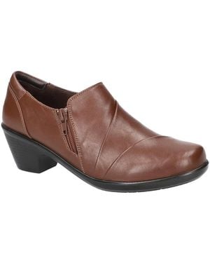 Easy Street Rey Round Toe Shooties - Brown