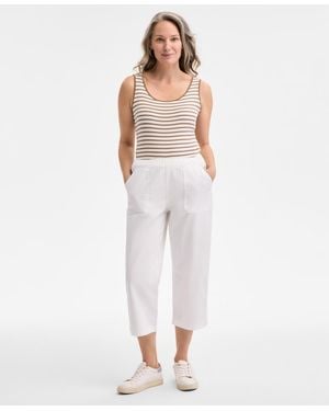 Style & Co. Petite Herringbone Pull-on Capri Pants - White
