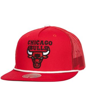 Mitchell & Ness Chicago Bulls Roper Meshback Trucker Snapback Hat - Red