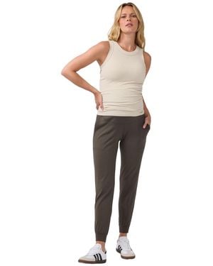 Ingrid & Isabel Ingrid + Isabel Maternity Live In Active jogger Pant - White