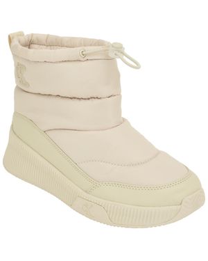Calvin Klein Maye Quilted Cold Weather Puffer Round Toe Boots - Natural