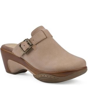 White Mountain Viewed Slip-on Clogs - Brown