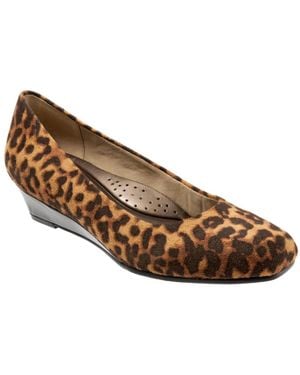 Trotters Lauren Flat - Brown