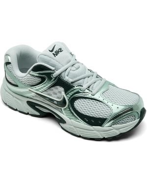 Nike V5 Rnr Lifestyle Sneakers From Finish Line - Green