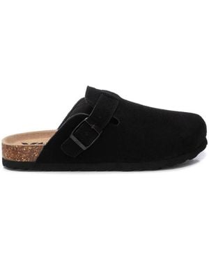 Xti Suede Clogs By - Black