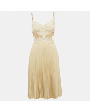 Pre-owned Burberry Beige Lace And Crepe Pleated Stud Detail Short Slip Dress - White