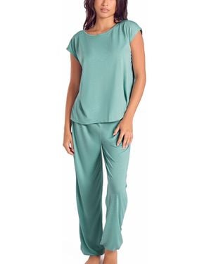 iCollection Woman's Soft Breathable Pajama-set - Blue
