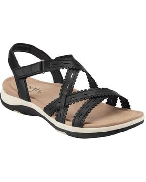 Earth Sanetra Strappy Flat Sandals - Metallic
