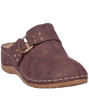 Gc Shoes Bliss Studded Round-toe Low-heel Mule Clogs - Brown
