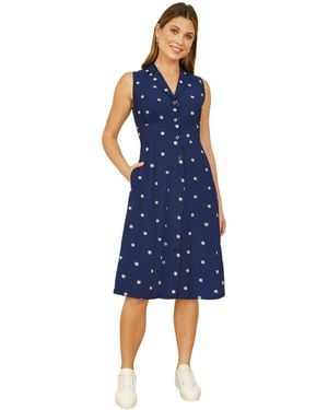 Yumi' Daisy Print Sleeveless Shirt Dress - Blue