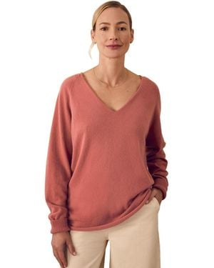 Celtic & Co. British Geelong Relaxed V-neck Sweater - Red