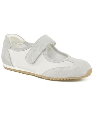 J/Slides Patricia Mary Jane Flats - White