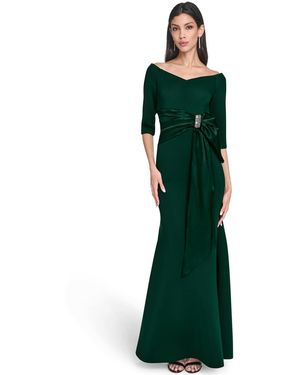green emerald velvet dress Shop Eliza J Clothing and Dresses at SilkRoll. Trade with us!