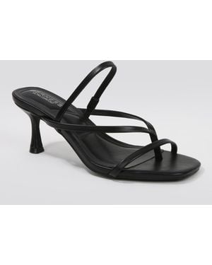 BERNESS Lili Strappy Thong Kitten Heel Sandals - Black