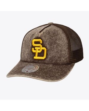 Mitchell & Ness And San Diego Padres Cooperstown Gameday Adjustable Trucker Hat - Brown