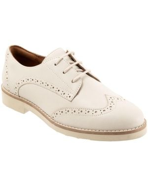 Softwalk Willet Flat - White