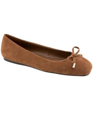 BCBGMAXAZRIA Hartly Ballet Flat - Brown