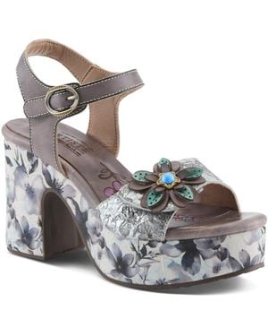 L'ARTISTE Felis Platform Sandal - Metallic