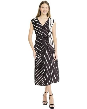 Luxely Printed Sleeveless V-neck Midi Dress - Black