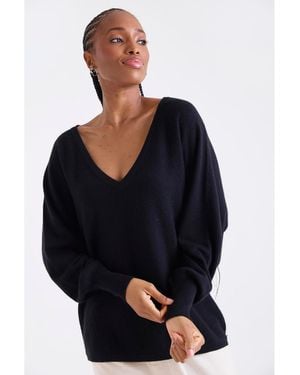 1982 Paros Poncho V-neck Cashmere Sweater - Black