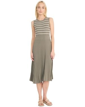 Luxely Sleeveless Pleated Midi Sweater Dress - Multicolor