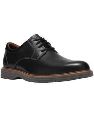 Clarks Baystone Plain Derby Shoes - Black