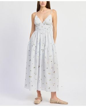 En Saison Sleeveless V-neck A-line Maxi Dress - White