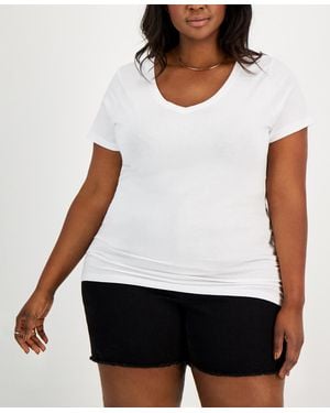 Aveto Trendy Plus Size Fitted V-neck T-shirt - White