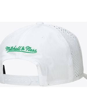 Mitchell & Ness Milwaukee Bucks Perfect Lightweight Pro Crown Adjustable Hat - White