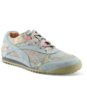 L'ARTISTE Wavehello Fashion Sneaker - Gray