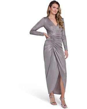 Jessica Howard Petite Long-sleeve V-neck Gown - Gray