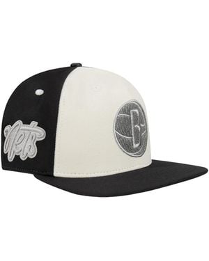 Pro Standard Brooklyn Nets French Terry Snapback Hat - White
