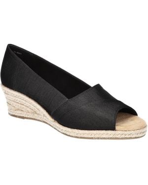Easy Street Jasper Super Flex Espadrille Sandals - Black